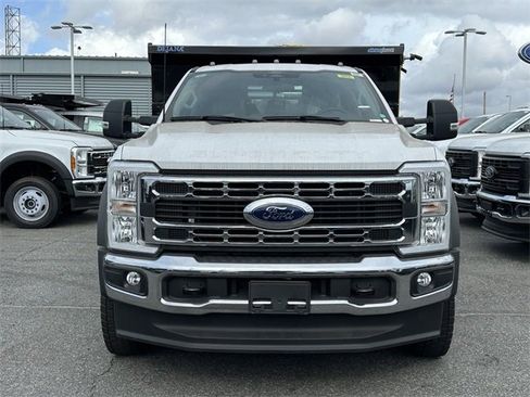 New 2024 Ford F550 4x4 Regular Cab Super Duty image 2