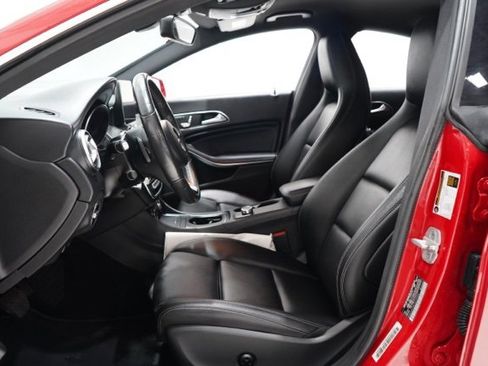 Used 2018 Mercedes-Benz CLA 250 4MATIC image 14