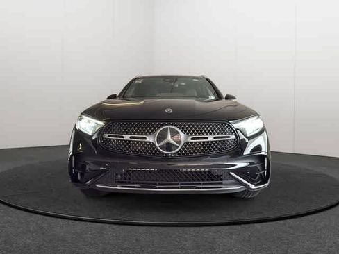 Certified 2026 Mercedes-Benz GLC 300 4MATIC image 2