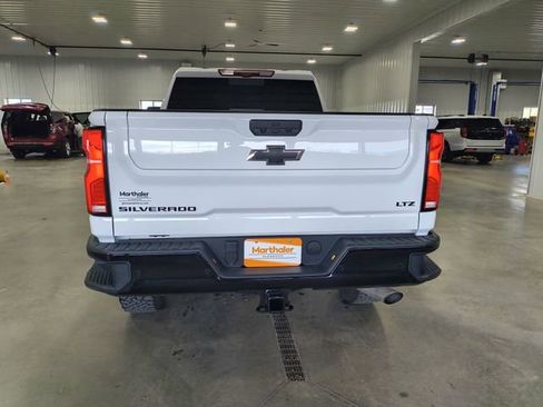 Used 2025 Chevrolet Silverado 3500 LTZ w/ LTZ Plus Package AWD/4WD image 7
