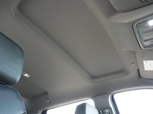 Used 2025 GMC Sierra 1500 SLT RWD image 23