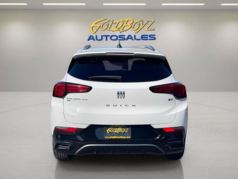 Used 2024 Buick Encore GX Sport Touring image 5