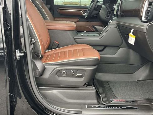 Used 2025 GMC Sierra 2500 Denali Ultimate image 26