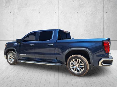Used 2022 GMC Sierra 1500 SLT RWD image 7