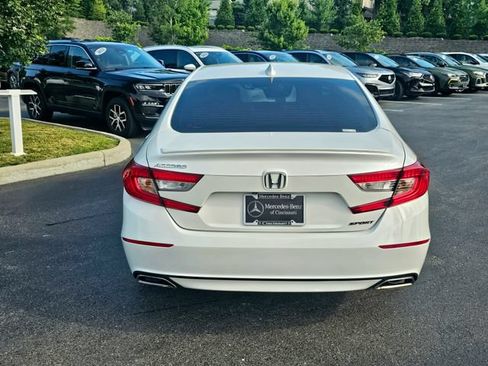 Used 2019 Honda Accord Sport image 9
