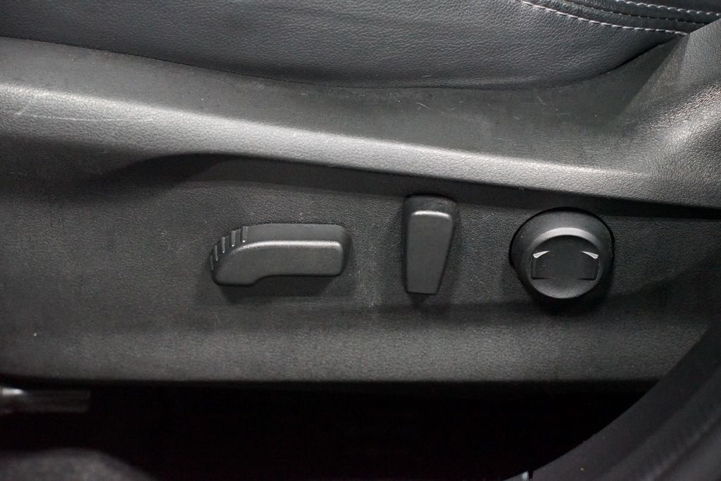 Used 2023 Subaru Forester Touring AWD/4WD image 35
