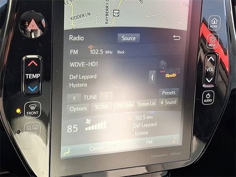 Used 2021 Toyota Prius Prime XLE image 16