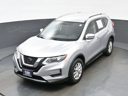 Used 2018 Nissan Rogue SV FWD image 33