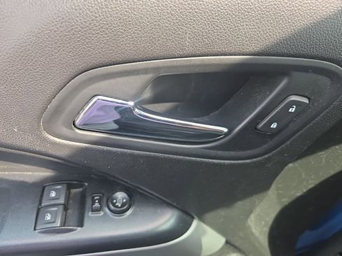 Used 2021 Chevrolet Colorado LT w/ Safety Package image 9