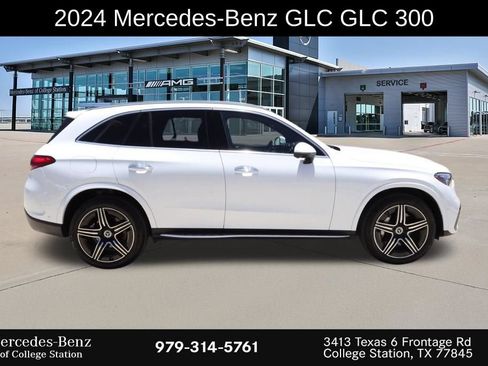Certified 2024 Mercedes-Benz GLC 300 4MATIC image 2