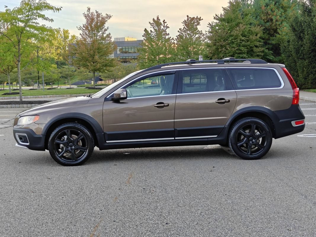 Used 2013 Volvo XC70 T6 AWD/4WD image 6