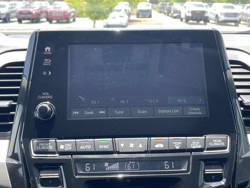 Used 2018 Honda Odyssey Elite image 28