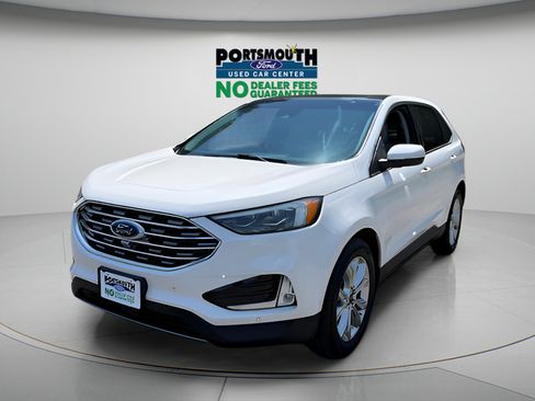 Used 2020 Ford Edge Titanium w/ Equipment Group 301A AWD/4WD image 16