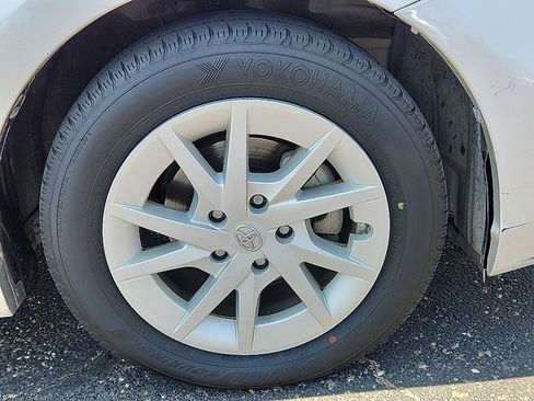 Used 2013 Toyota Prius V Three FWD image 7