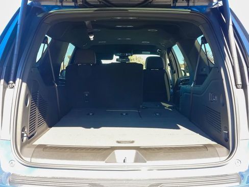 New 2026 GMC Yukon XL Elevation image 11