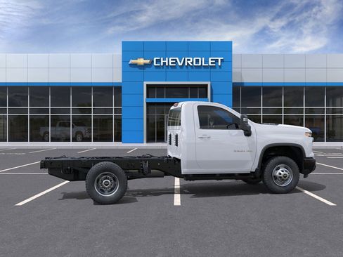 New 2026 Chevrolet Silverado 3500 W/T w/ Snow Plow Prep Package image 5
