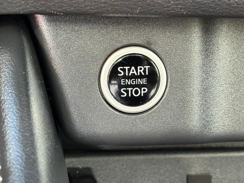 Certified 2023 Nissan Rogue Platinum image 15