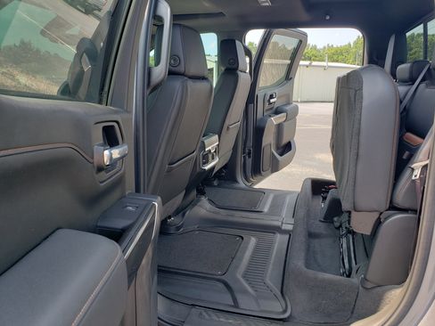 Used 2021 GMC Sierra 1500 AT4 w/ AT4 Value Package AWD/4WD image 31