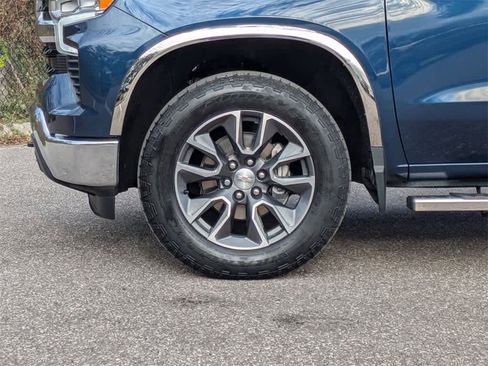 Used 2022 Chevrolet Silverado 1500 LT image 10