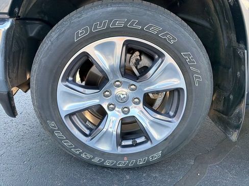Used 2022 RAM 1500 Laramie AWD/4WD image 30