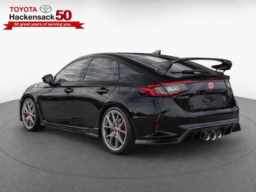 Used 2025 Honda Civic Type R image 4