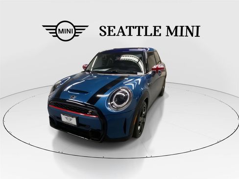 Certified 2023 MINI Cooper S image 4