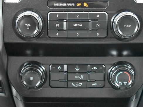 Used 2019 Ford F150 XLT AWD/4WD image 22