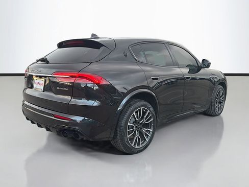 Used 2023 Maserati Grecale Modena image 3