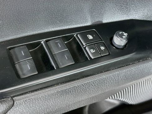 Used 2025 Toyota Camry LE FWD image 15