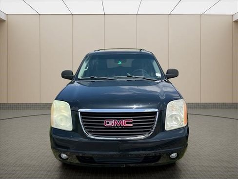 Used 2011 GMC Yukon XL SLT RWD image 5
