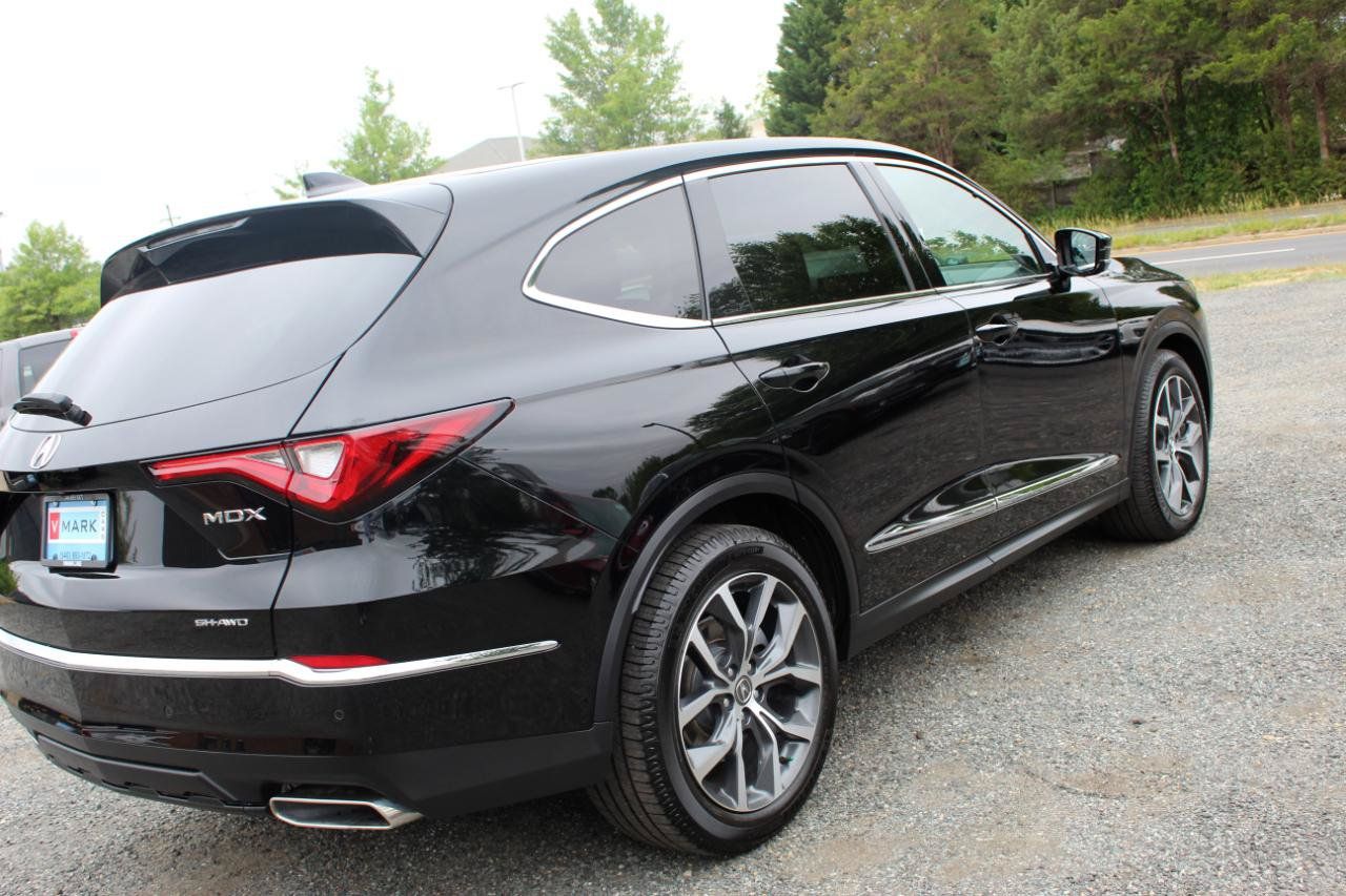Used 2024 Acura MDX w/ Technology Package AWD/4WD image 6