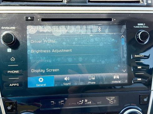 Used 2018 Subaru Outback 2.5i Premium image 18