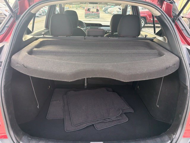 Used 2018 Nissan Kicks SR w/ Exterior Package FWD image 21