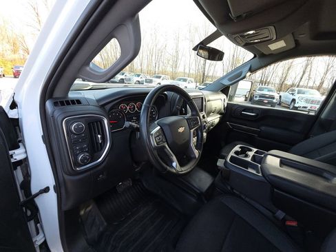 Used 2023 Chevrolet Silverado 3500 LT w/ Convenience Package image 15