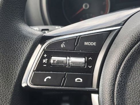 Used 2020 Kia Sportage LX image 20