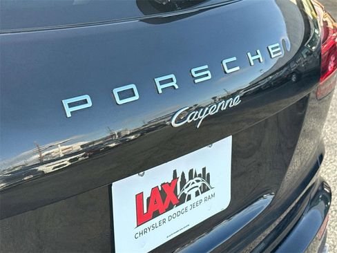 Used 2018 Porsche Cayenne image 5