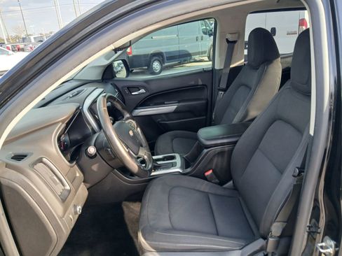 Used 2018 Chevrolet Colorado LT image 11