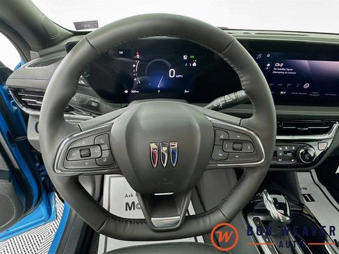 Used 2025 Buick Envista Sport Touring w/ Convenience I Package image 11