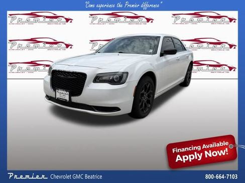 Used 2022 Chrysler 300 Touring w/ Sport Appearance Package AWD/4WD image 1
