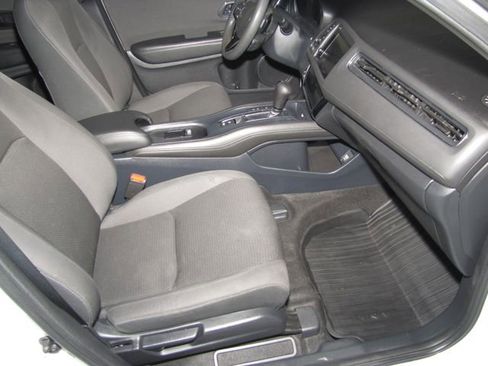 Certified 2022 Honda HR-V EX image 21
