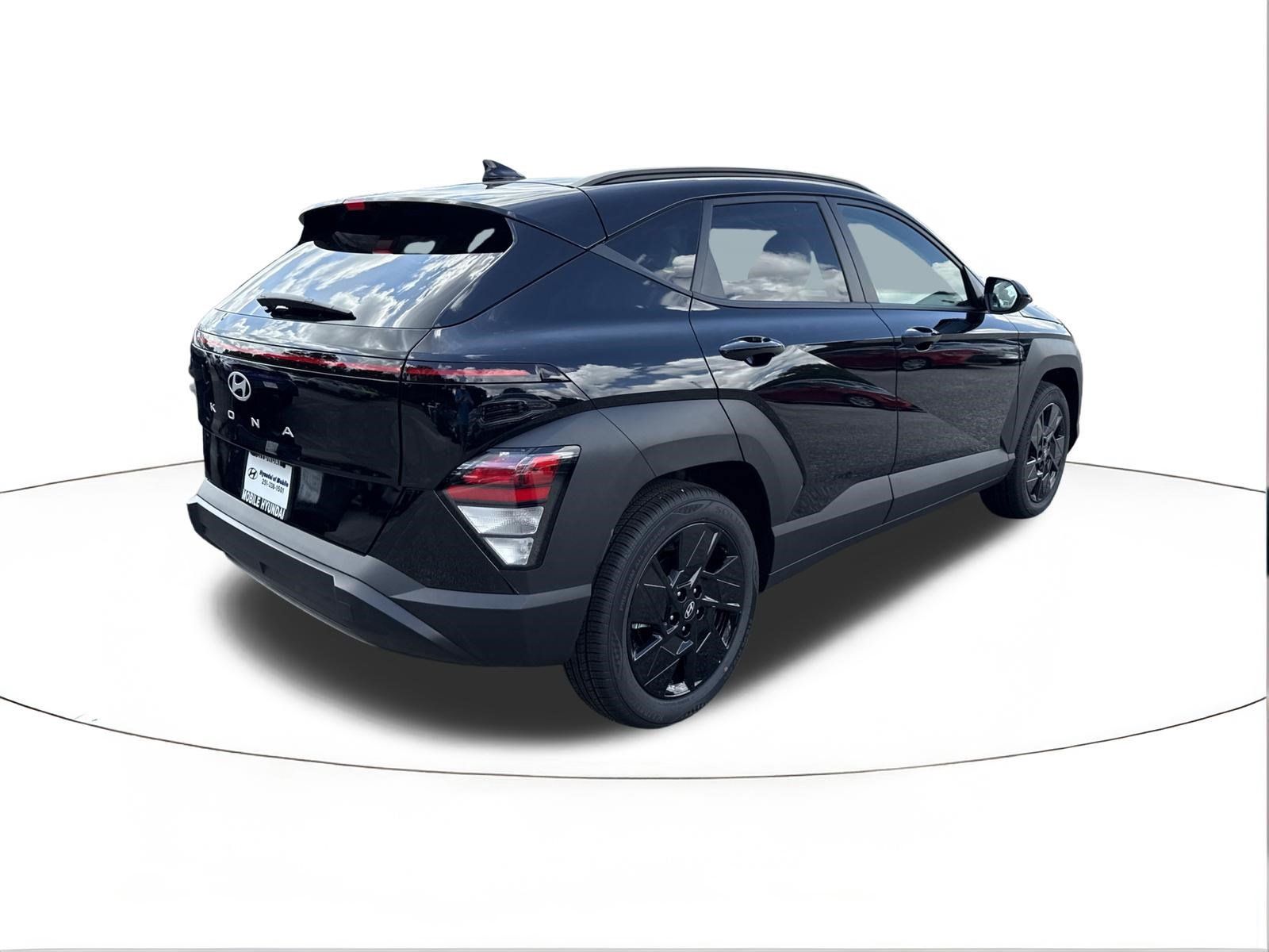 New 2027 Hyundai Kona SEL Sport FWD image 3