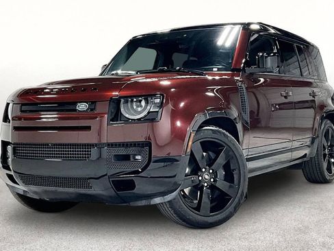 Used 2025 Land Rover Defender 110 Sedona Red Edition image 14