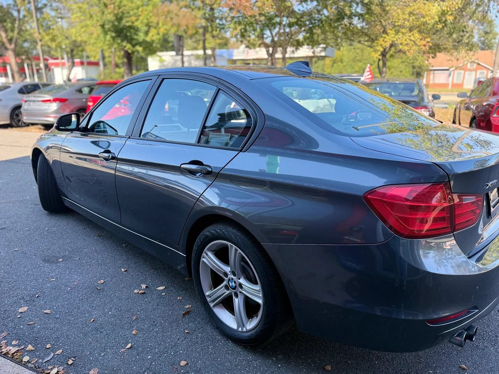Used 2013 BMW 328i xDrive Sedan AWD/4WD image 5