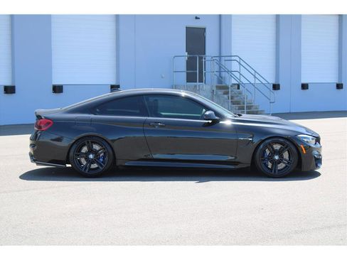 Used 2015 BMW M4 Coupe w/ Executive Package RWD image 4