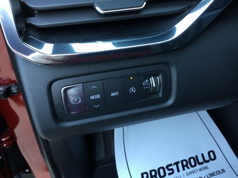 New 2025 GMC Acadia Elevation w/ Elevation Premium Package image 9