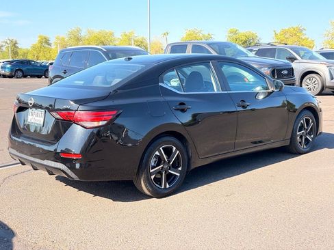 Used 2024 Nissan Sentra SV FWD image 5