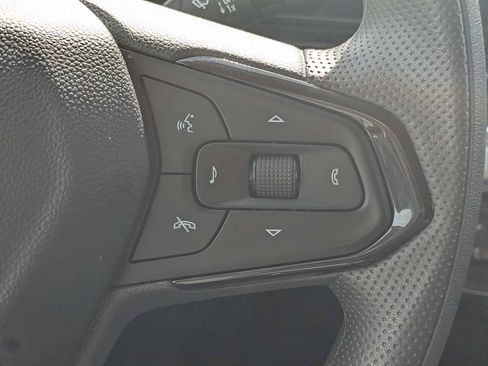 Used 2025 Chevrolet Trax LT FWD image 25