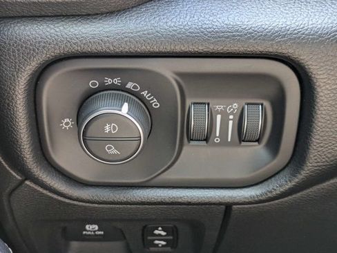 Used 2020 RAM 1500 Laramie AWD/4WD image 24