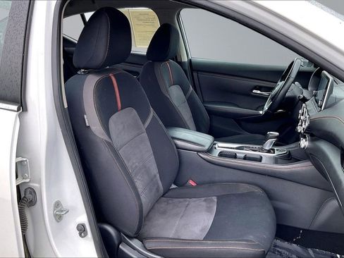 Used 2021 Nissan Sentra SR FWD image 7