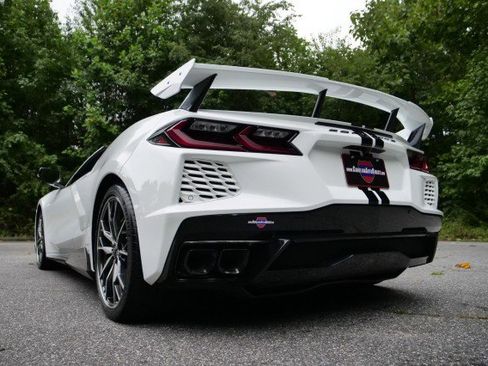 Used 2023 Chevrolet Corvette Convertible 3LT / Z51 Performa w/ Z51 Performance Package image 39